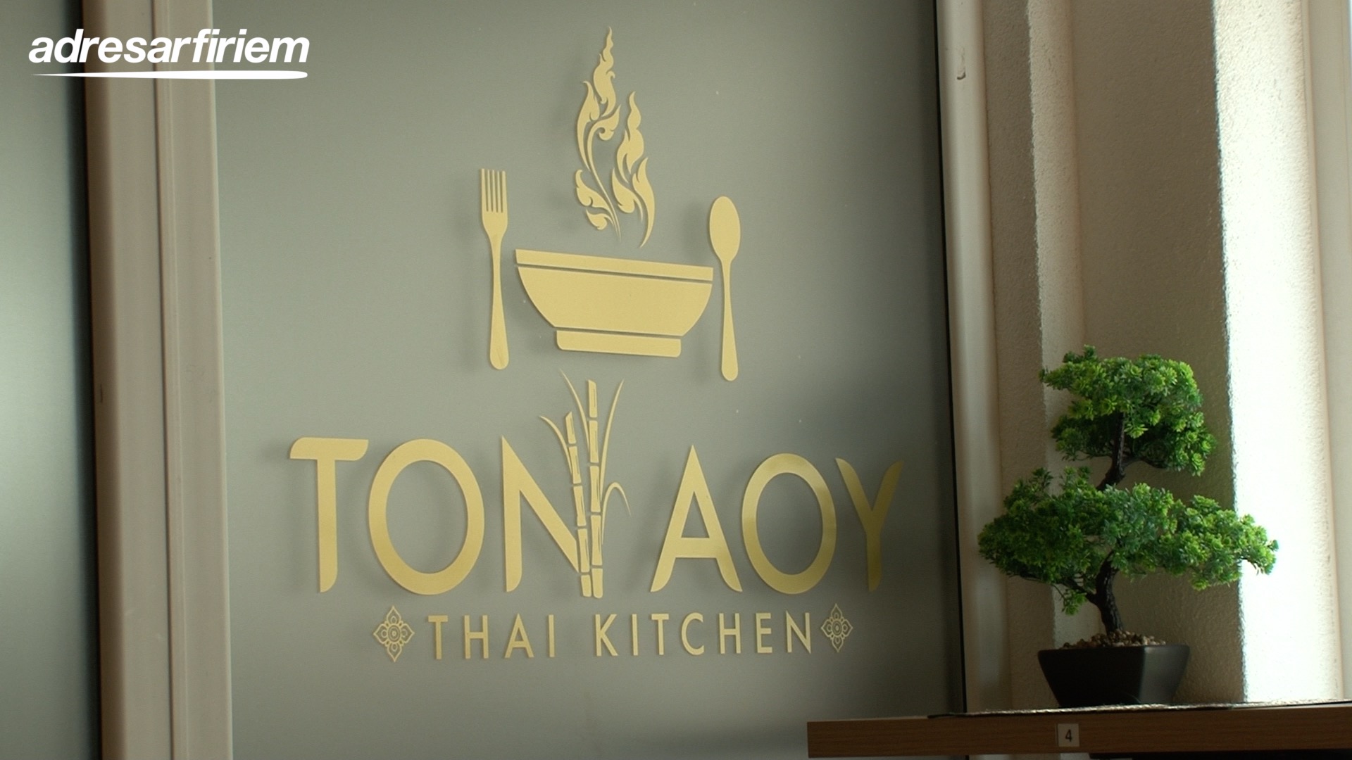 Video Ton Aoy Thai Kitchen Zvolen 